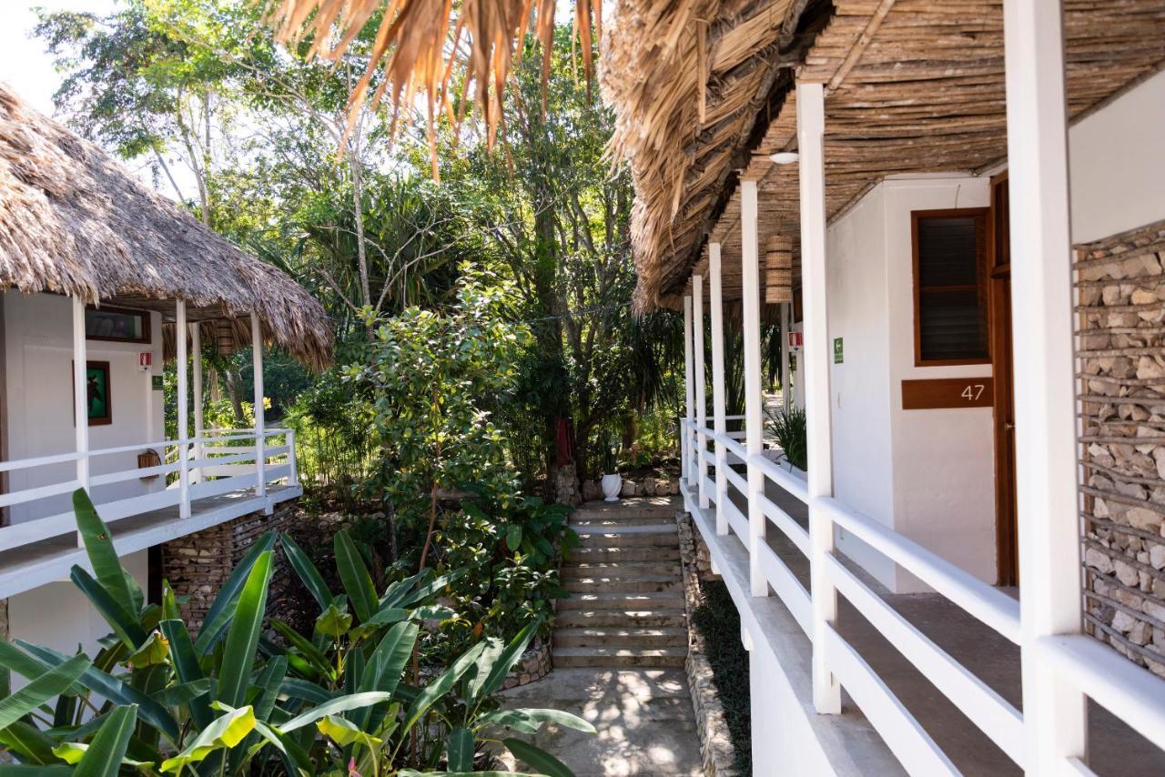 Hotel Maya Internacional Flores Exterior photo